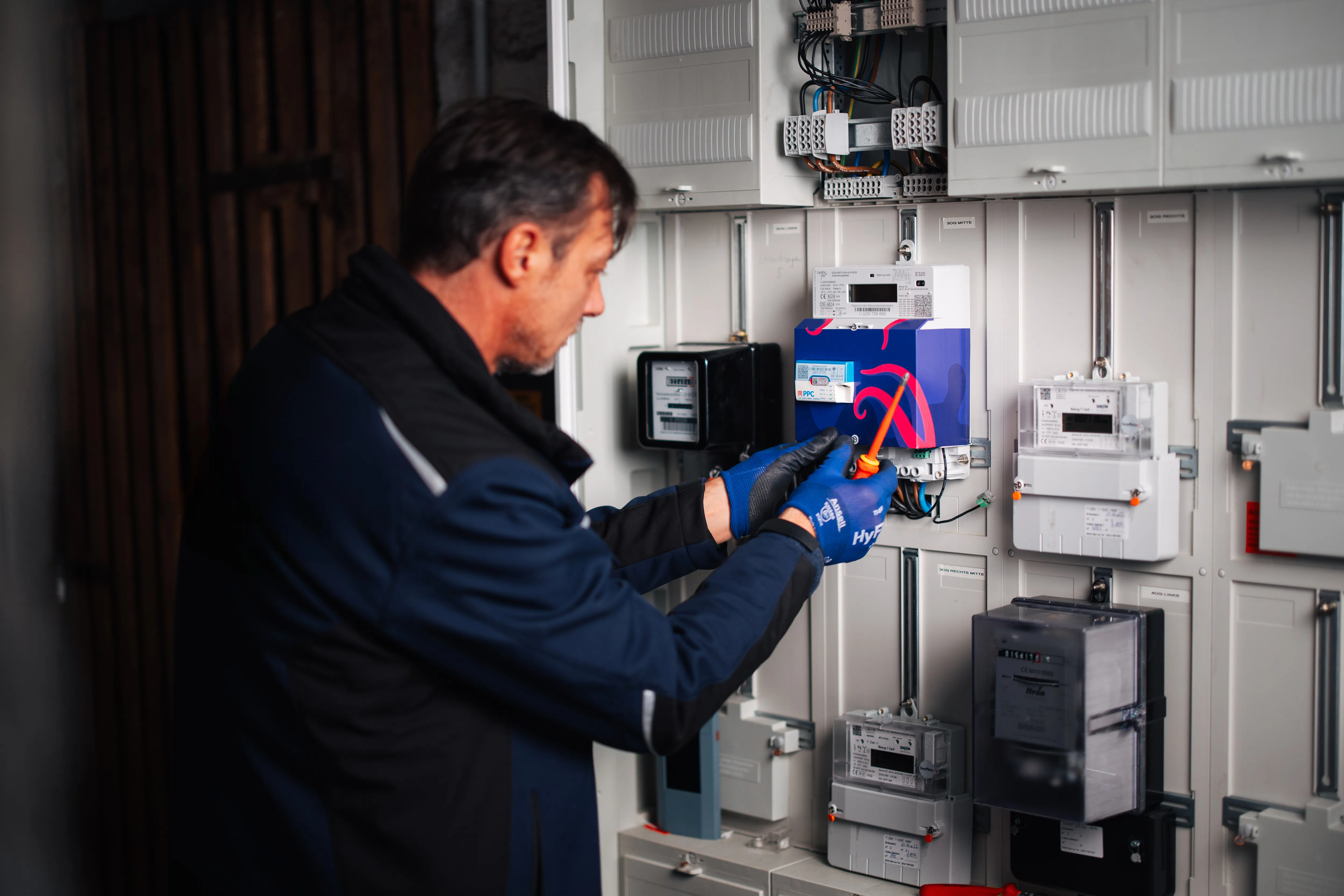 Calisen expands to Germany with €100M smart metering deal